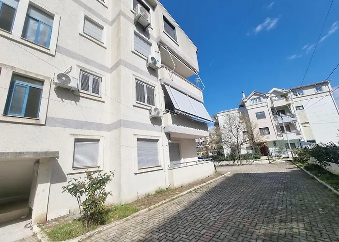 Apartment Boheme Golem (Tirana)