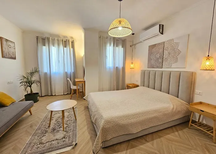 Boheme Apartment Golem (Tirana)